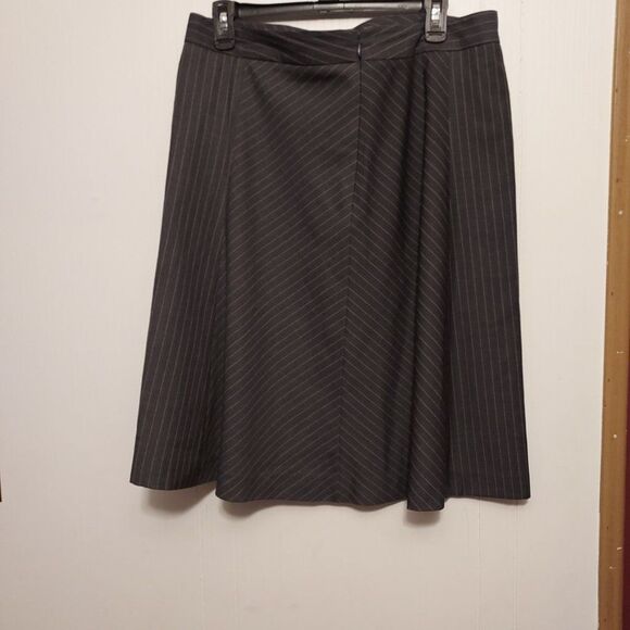 Merona size 12  VGC Grey lined 34 inch waist - Picture 1 of 3